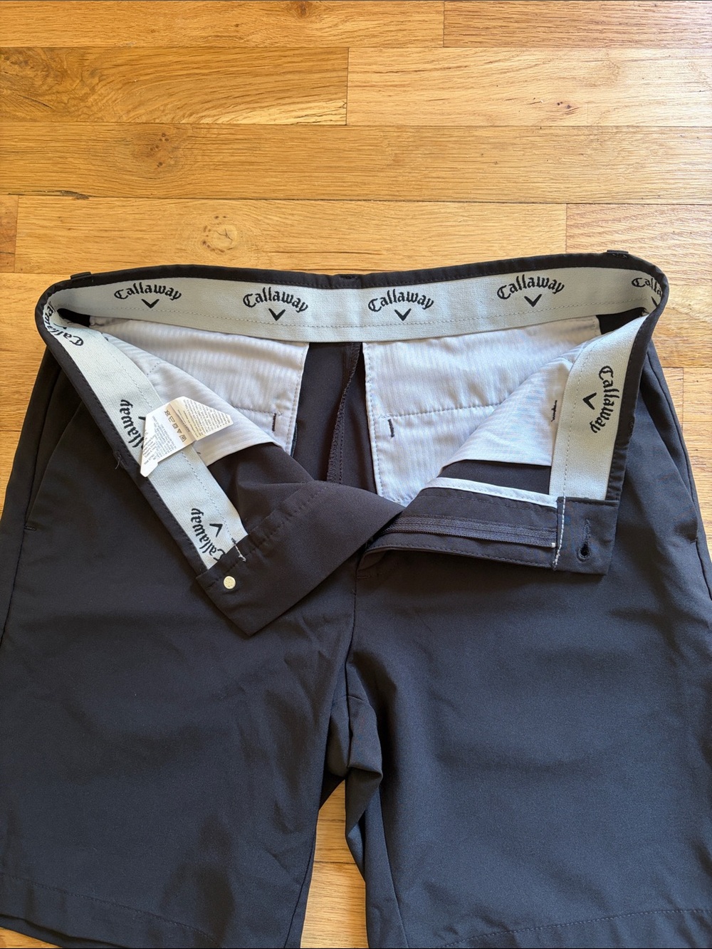 2 Callaway Shorts - Picture 4 of 8